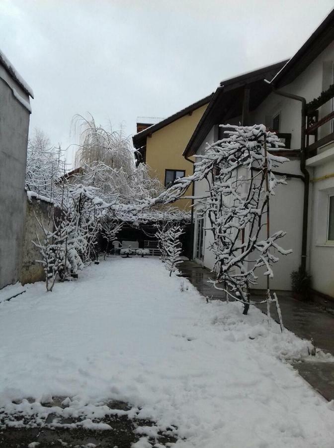 Casa Mais Brasov Exterior photo